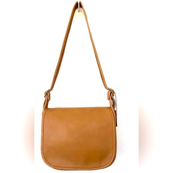 Coach 9918 Vintage Patricia's Legacy Camel Leather Shoulder Bag Rare